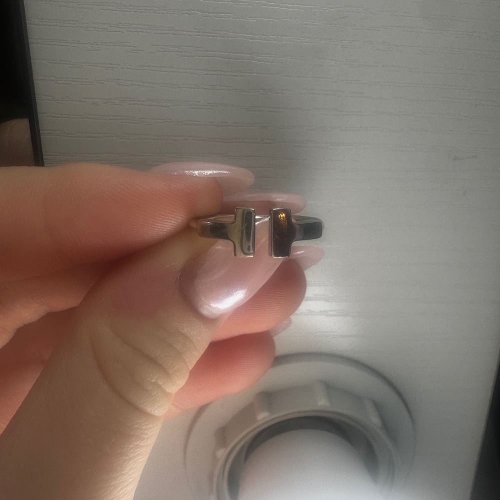 Tiffany & Co. Silver Ring - Picture 6 of 7